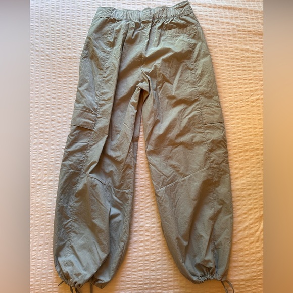 Jordan Parachute Pants - Picture 2 of 5